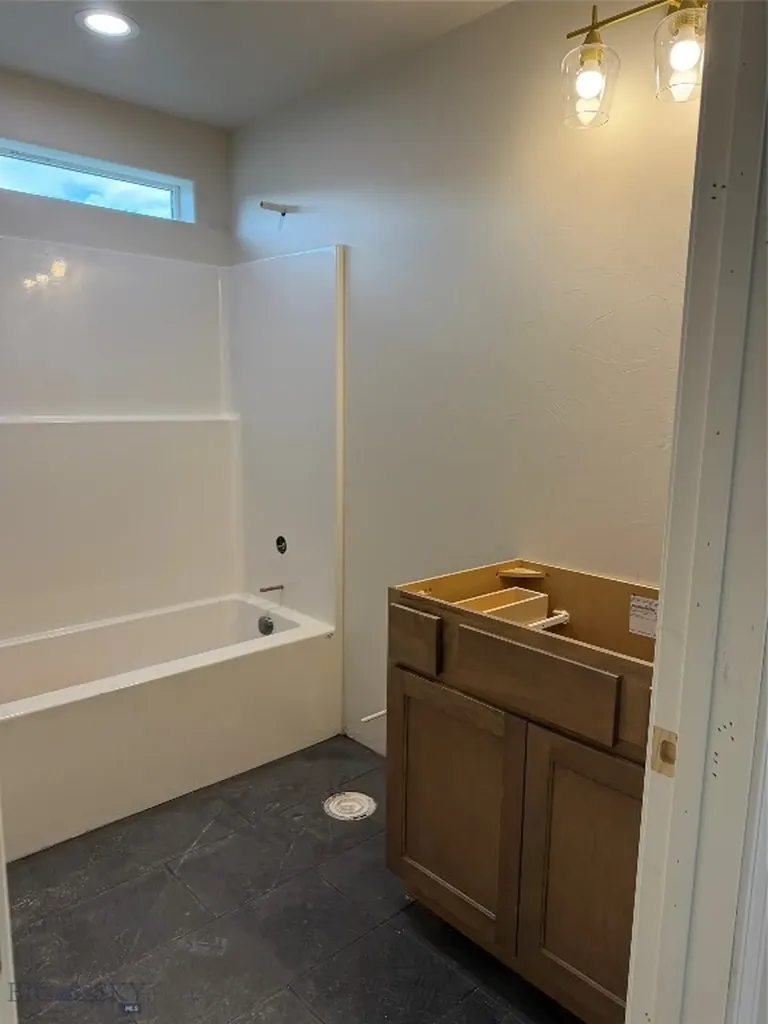 424 Avon Circle Butte MT 59701