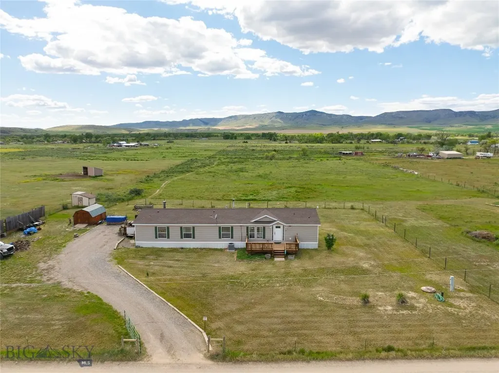 8815 Lazy Elk Road Three Forks MT 59752