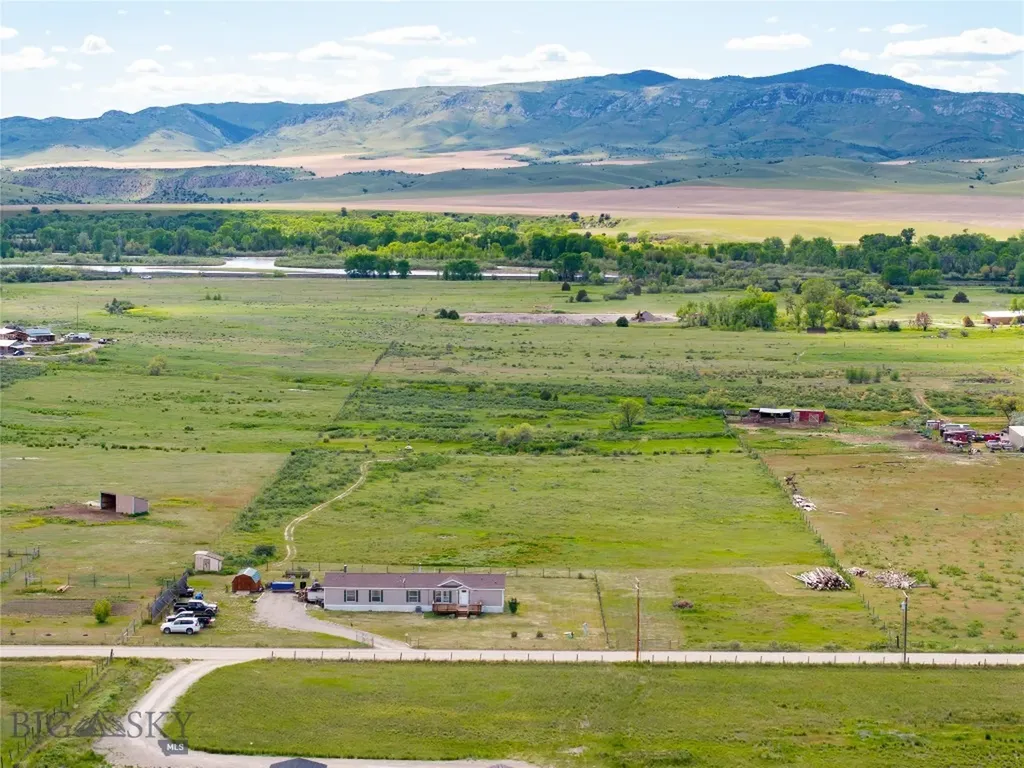 8815 Lazy Elk Road Three Forks MT 59752
