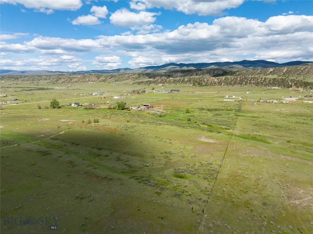 8815 Lazy Elk Road Three Forks MT 59752