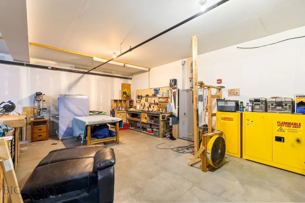 8247 Huffine Lane Bozeman MT 59718