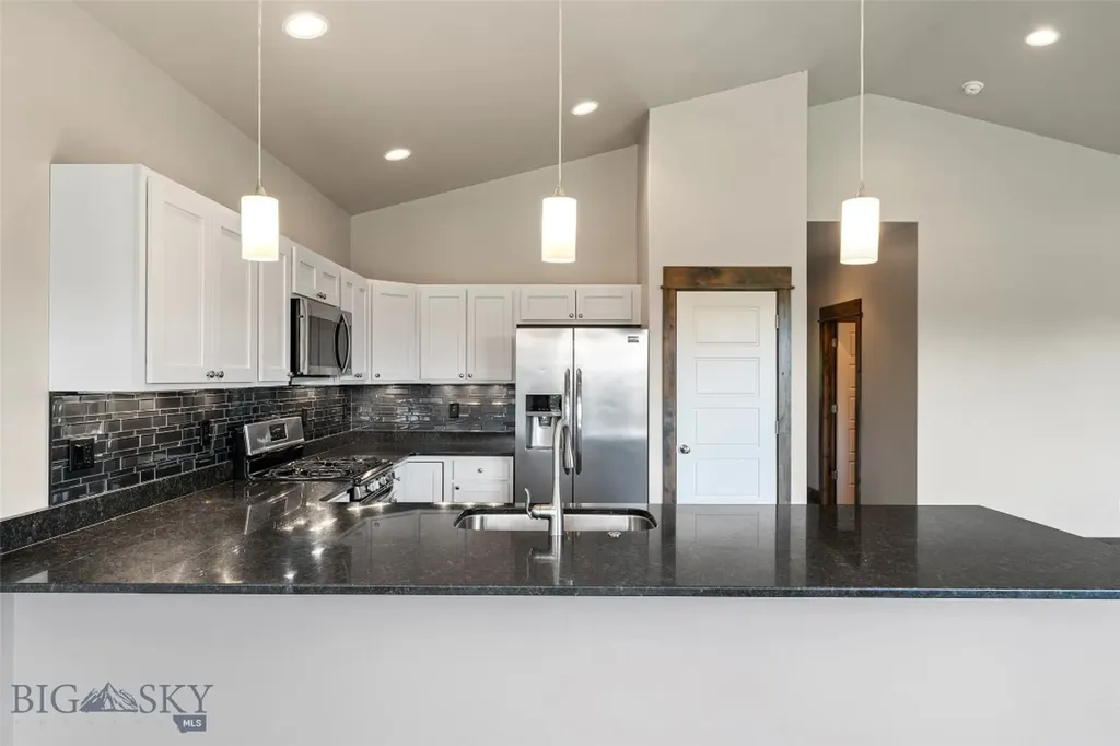 1781 Spring View Court Bozeman MT 59718