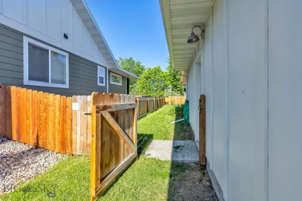 3229 S 26th Avenue Bozeman MT 59718
