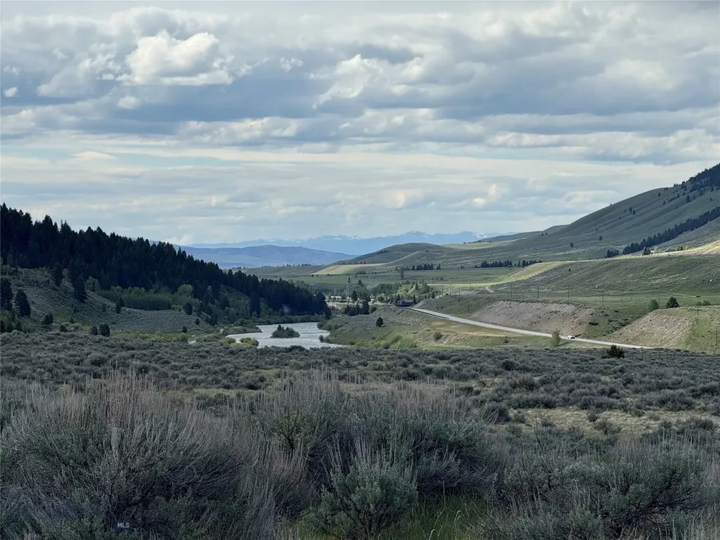 Lot 1 Sun Eagle Road Sundance Bench N Cameron MT 59720