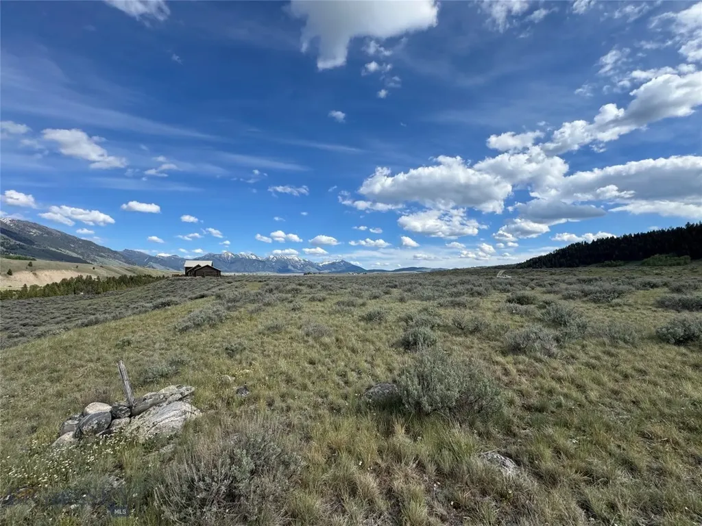 Lot 1 Sun Eagle Road Sundance Bench N Cameron MT 59720