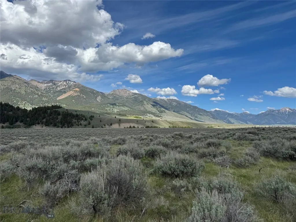 Lot 1 Sun Eagle Road Sundance Bench N Cameron MT 59720