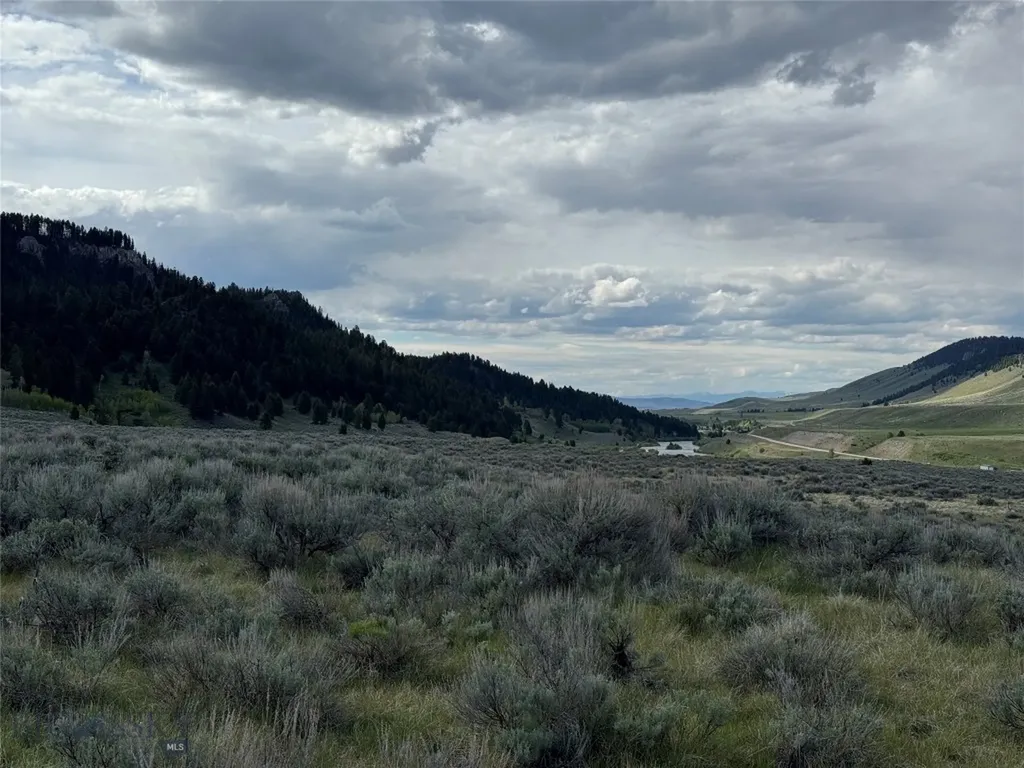 Lot 1 Sun Eagle Road Sundance Bench N Cameron MT 59720