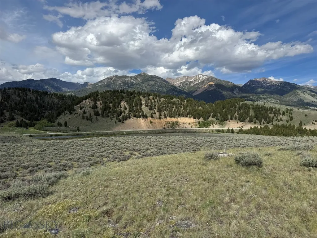 Lot 1 Sun Eagle Road Sundance Bench N Cameron MT 59720