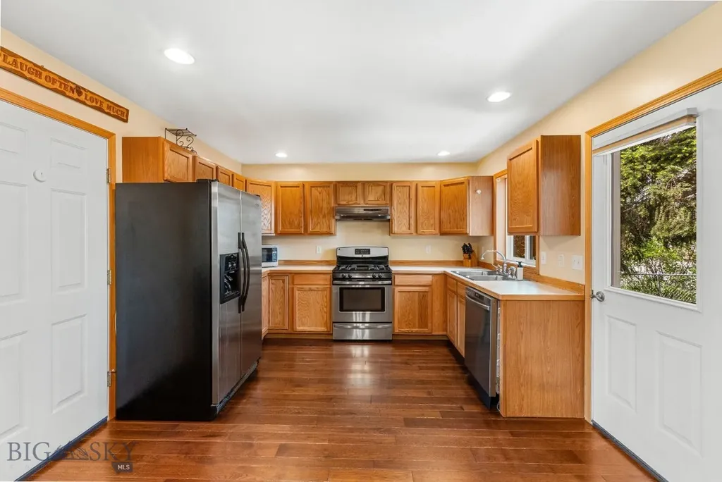 112 Fabrick Street Manhattan MT 59741