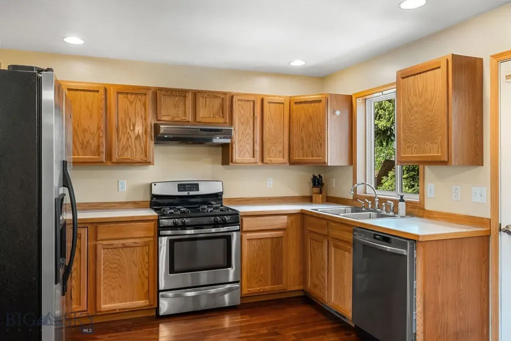 112 Fabrick Street Manhattan MT 59741