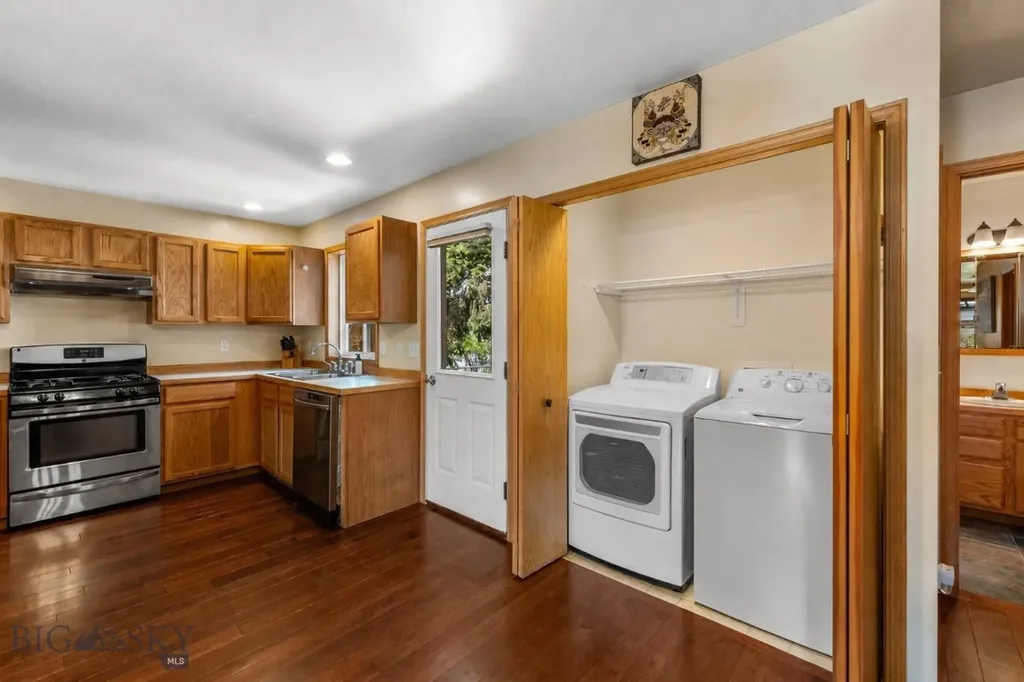 112 Fabrick Street Manhattan MT 59741