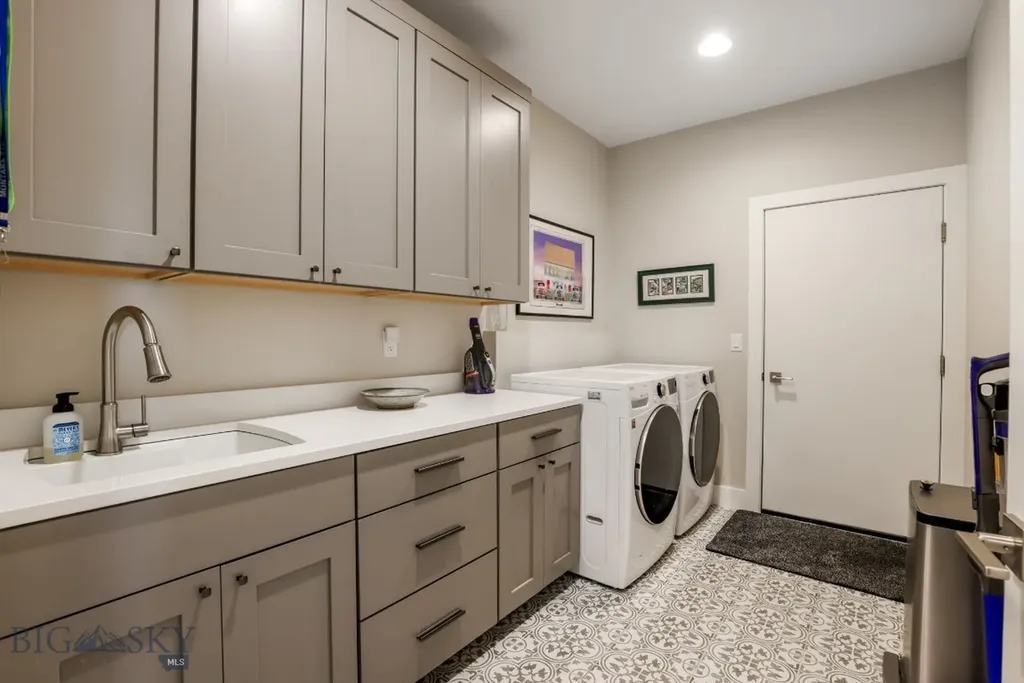 967 Auger Lane Bozeman MT 59718