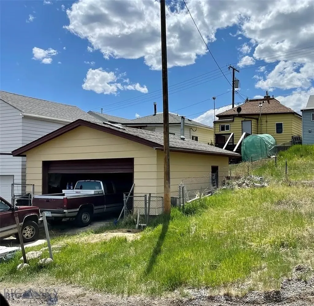 738 N Montana Street Butte MT 59701