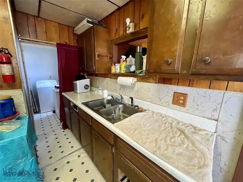 738 N Montana Street Butte MT 59701