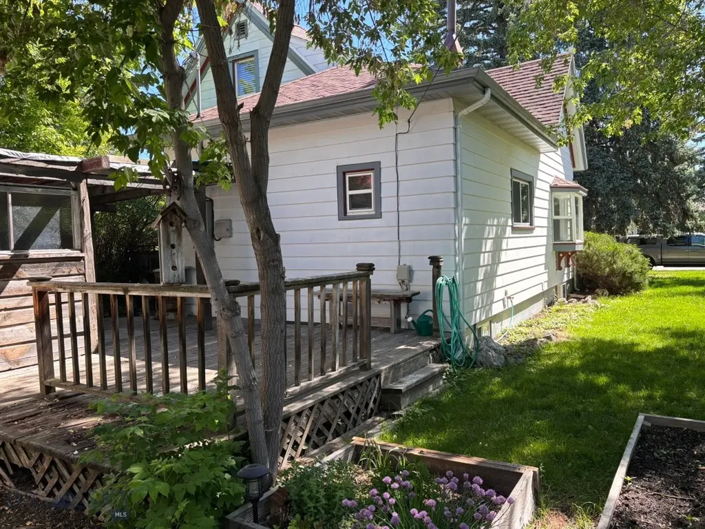 403 S 10th Bozeman MT 59715