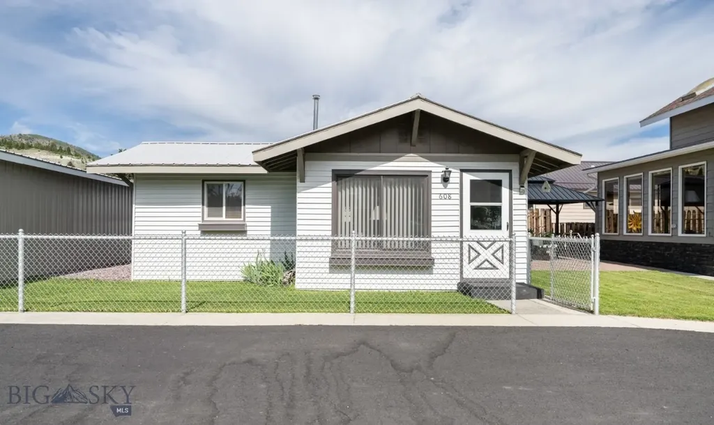 821 E 6th Street Anaconda MT 59711