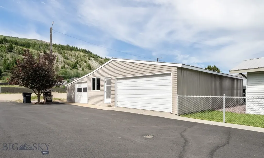 821 E 6th Street Anaconda MT 59711