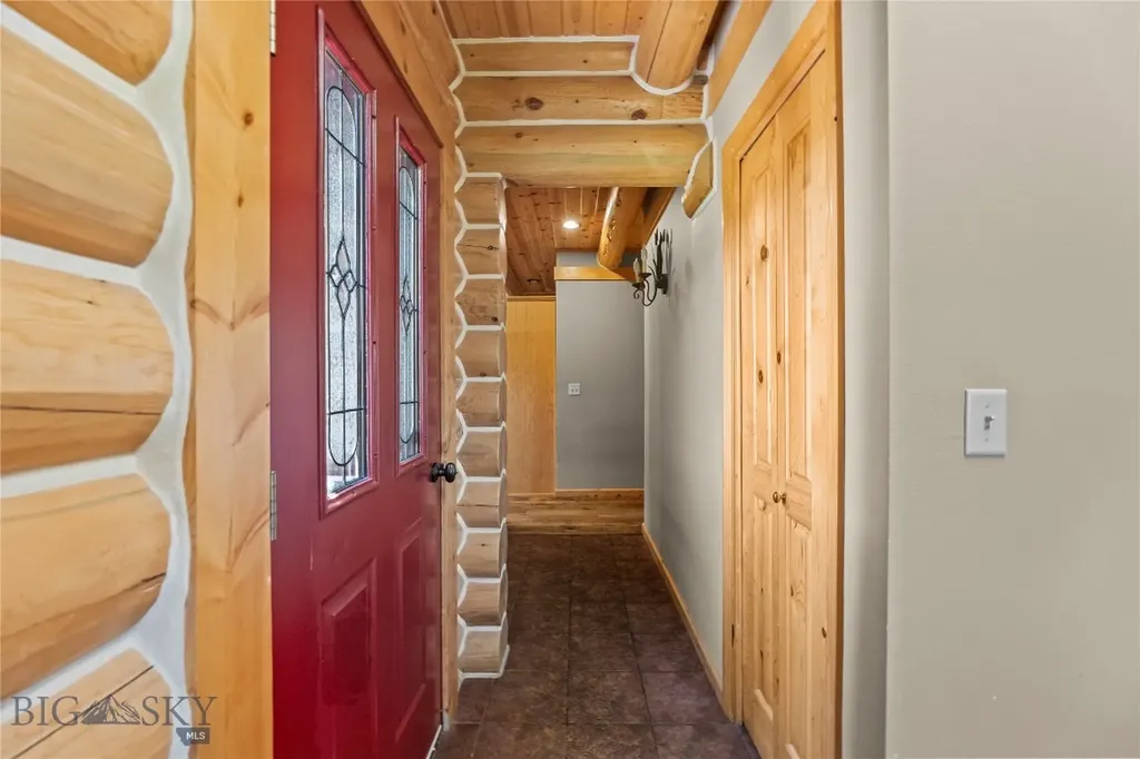 7100 Springhill Belgrade MT 59714