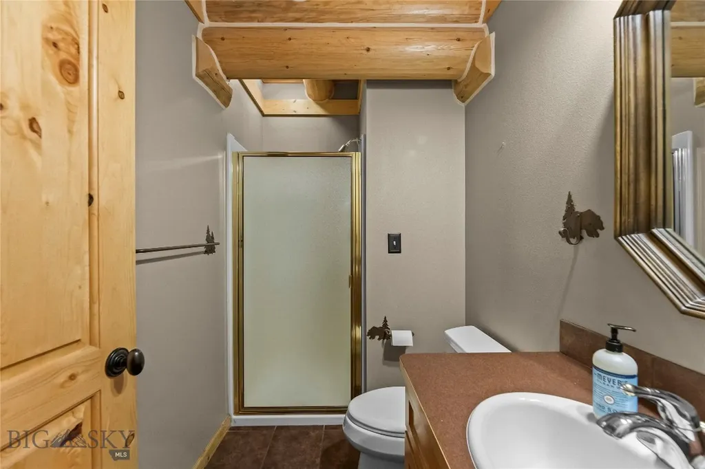 7100 Springhill Belgrade MT 59714