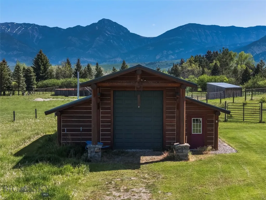 7100 Springhill Belgrade MT 59714