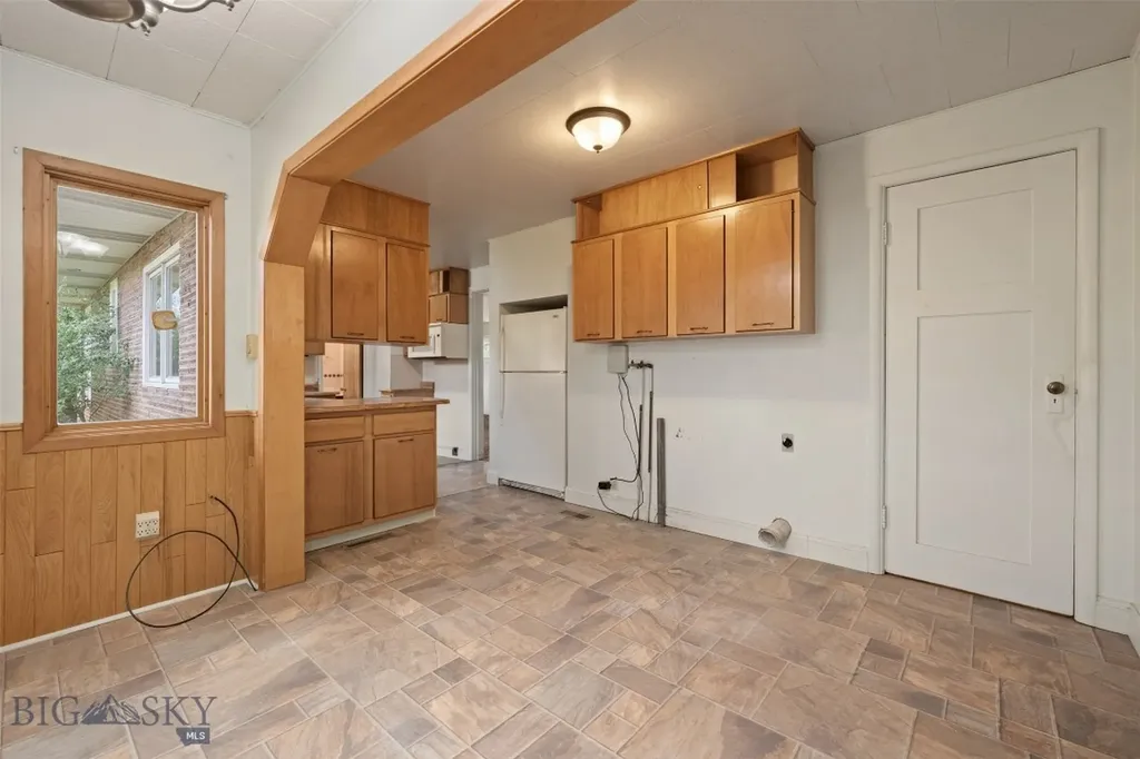 1909 Howard Street Butte MT 59701