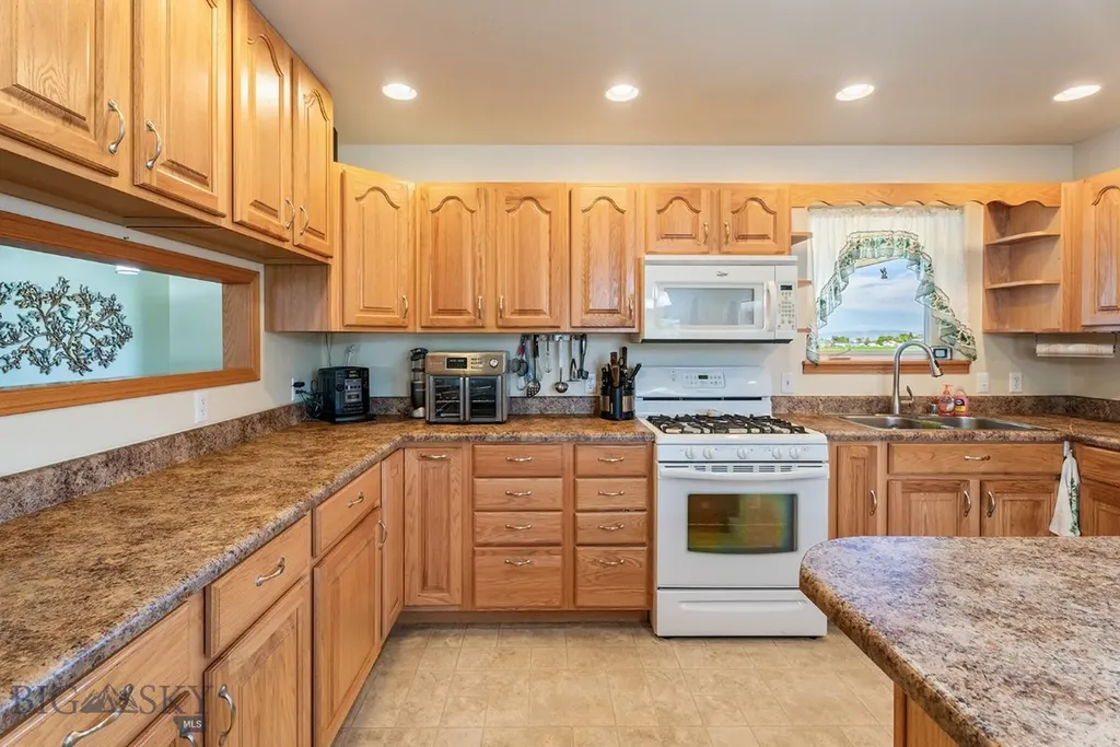 16 Windy Meadow Drive Townsend MT 59644