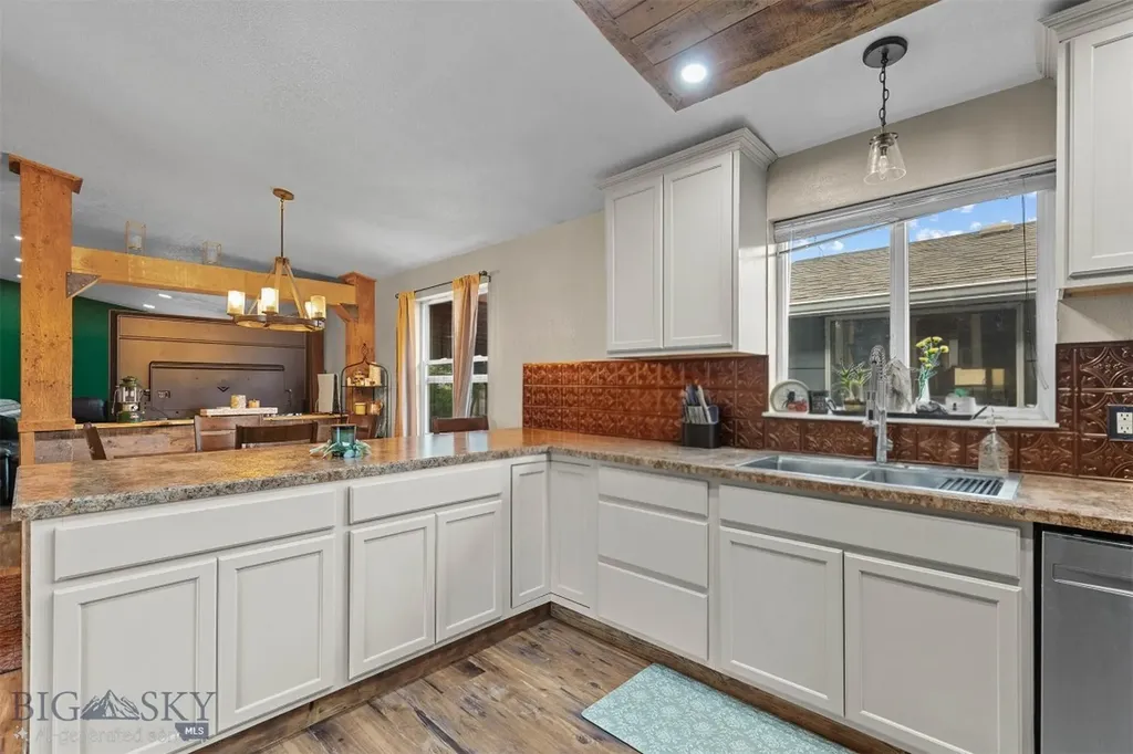 810 Golden West Drive Belgrade MT 59714
