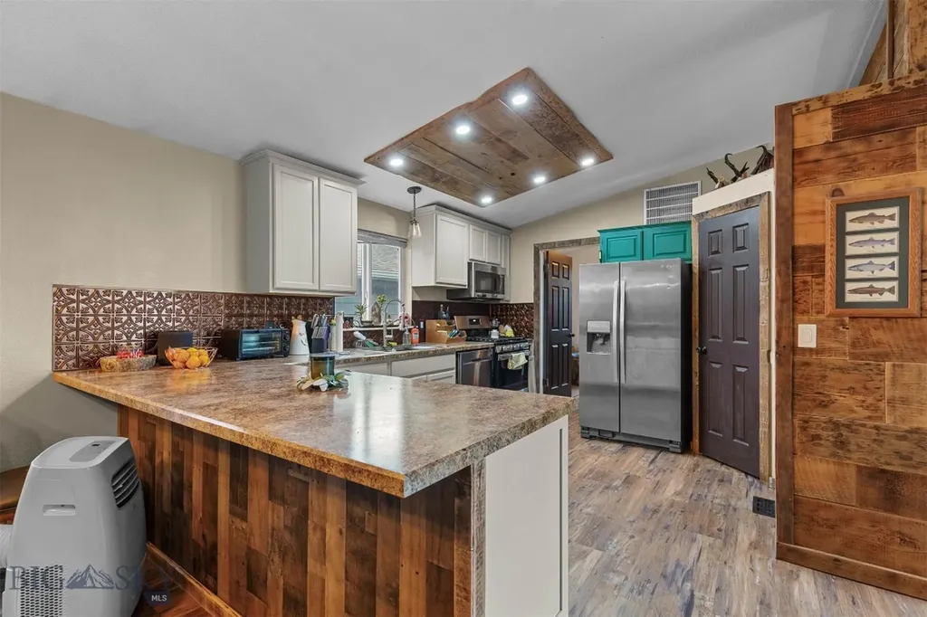 810 Golden West Drive Belgrade MT 59714