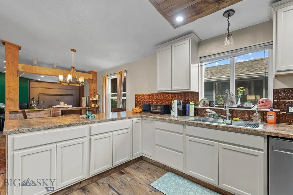 810 Golden West Drive Belgrade MT 59714