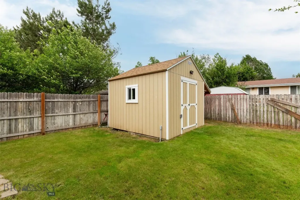 810 Golden West Drive Belgrade MT 59714