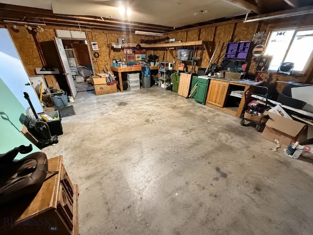 810 Golden West Drive Belgrade MT 59714