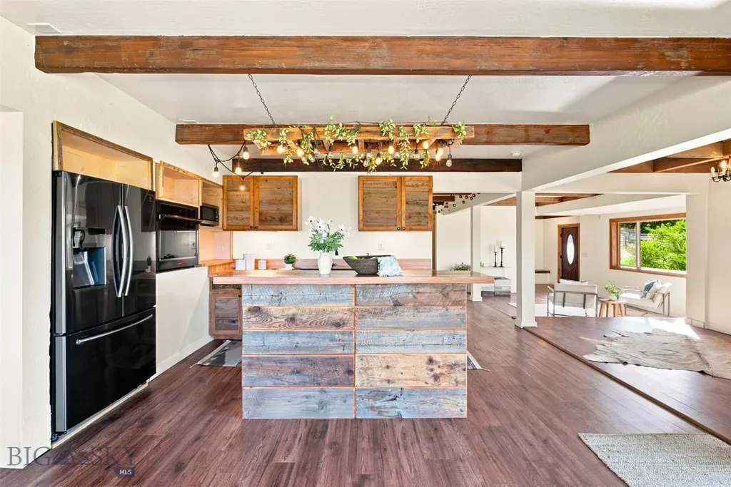 6800 Jackson Creek Road Bozeman MT 59715