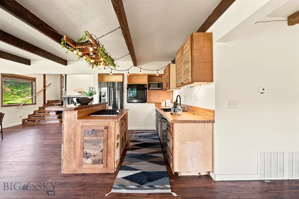 6800 Jackson Creek Road Bozeman MT 59715