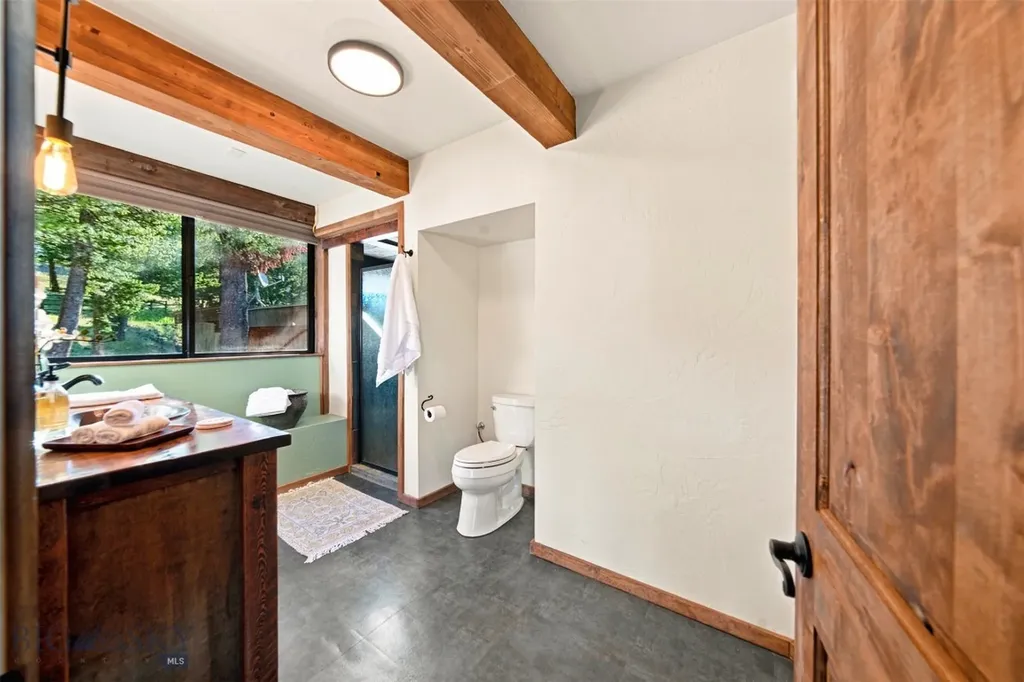 6800 Jackson Creek Road Bozeman MT 59715