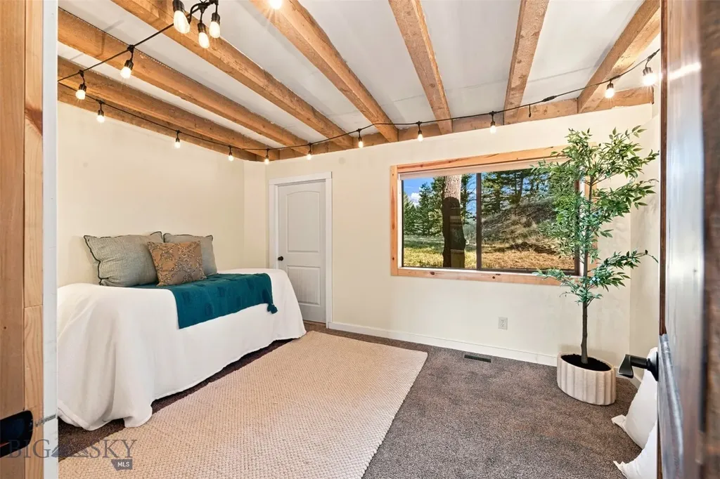 6800 Jackson Creek Road Bozeman MT 59715