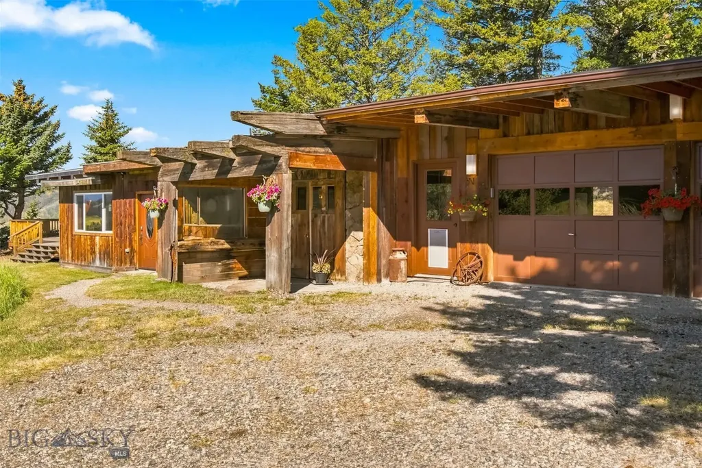 6800 Jackson Creek Road Bozeman MT 59715