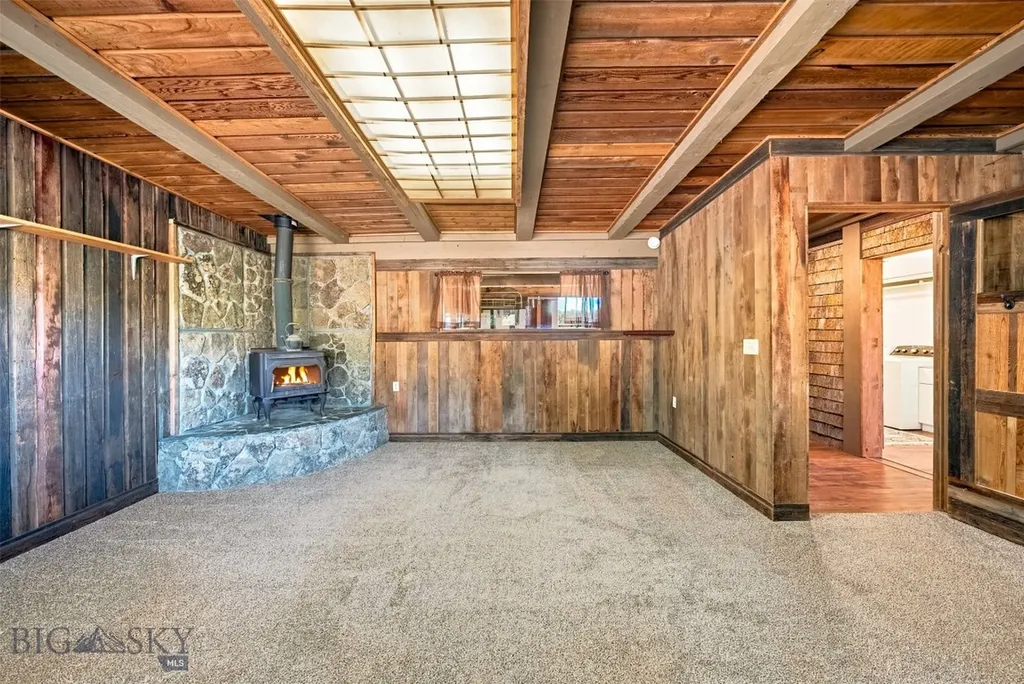 6800 Jackson Creek Road Bozeman MT 59715