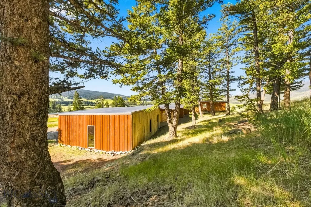 6800 Jackson Creek Road Bozeman MT 59715