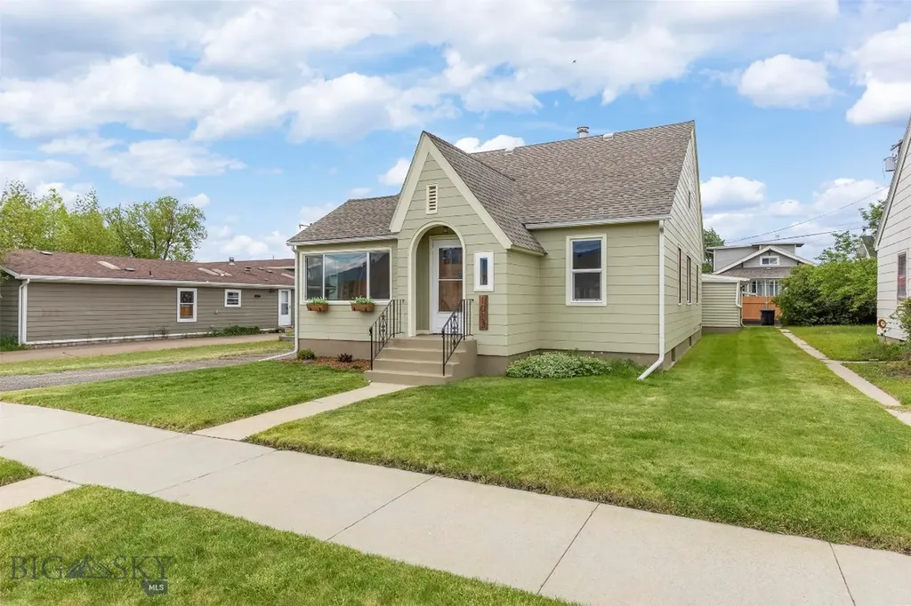 1023 S Dakota Butte MT 59701