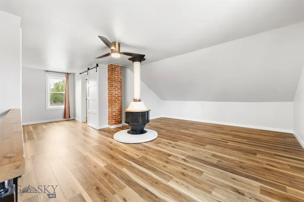 1023 S Dakota Butte MT 59701