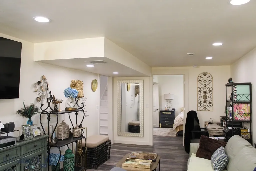25 S California Street S Dillon MT 59725