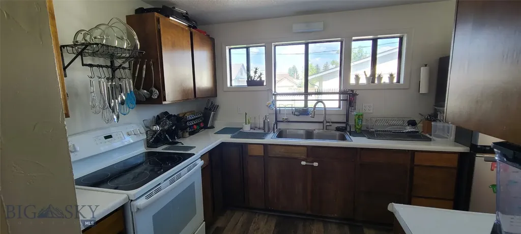 25 S California Street S Dillon MT 59725