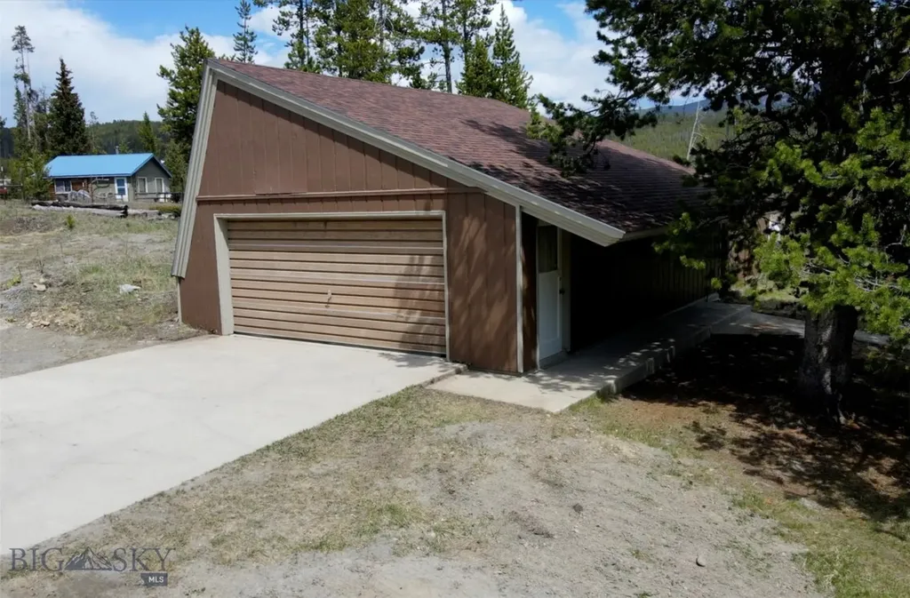 89 Eagles Rest Lane Anaconda MT 59711