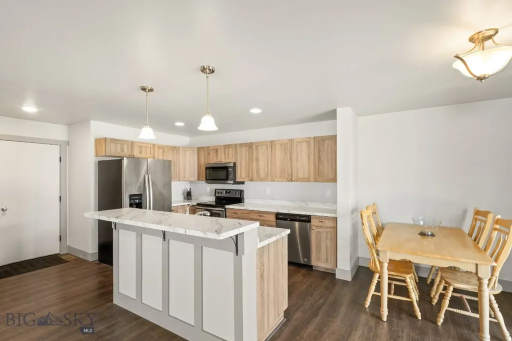 1523 Butler Creek Belgrade MT 59714