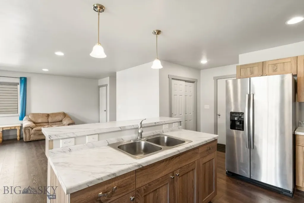 1523 Butler Creek Belgrade MT 59714