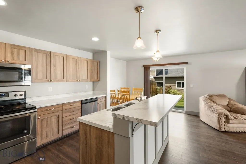 1523 Butler Creek Belgrade MT 59714