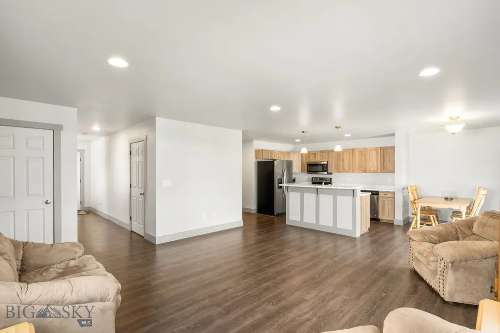 1523 Butler Creek Belgrade MT 59714