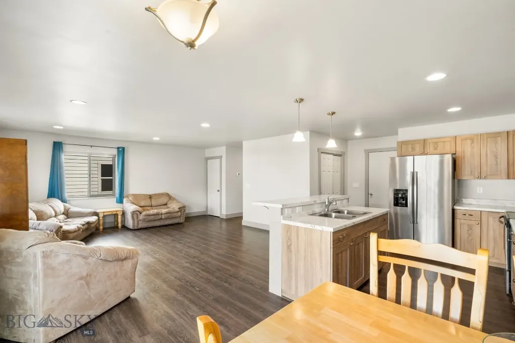 1523 Butler Creek Belgrade MT 59714