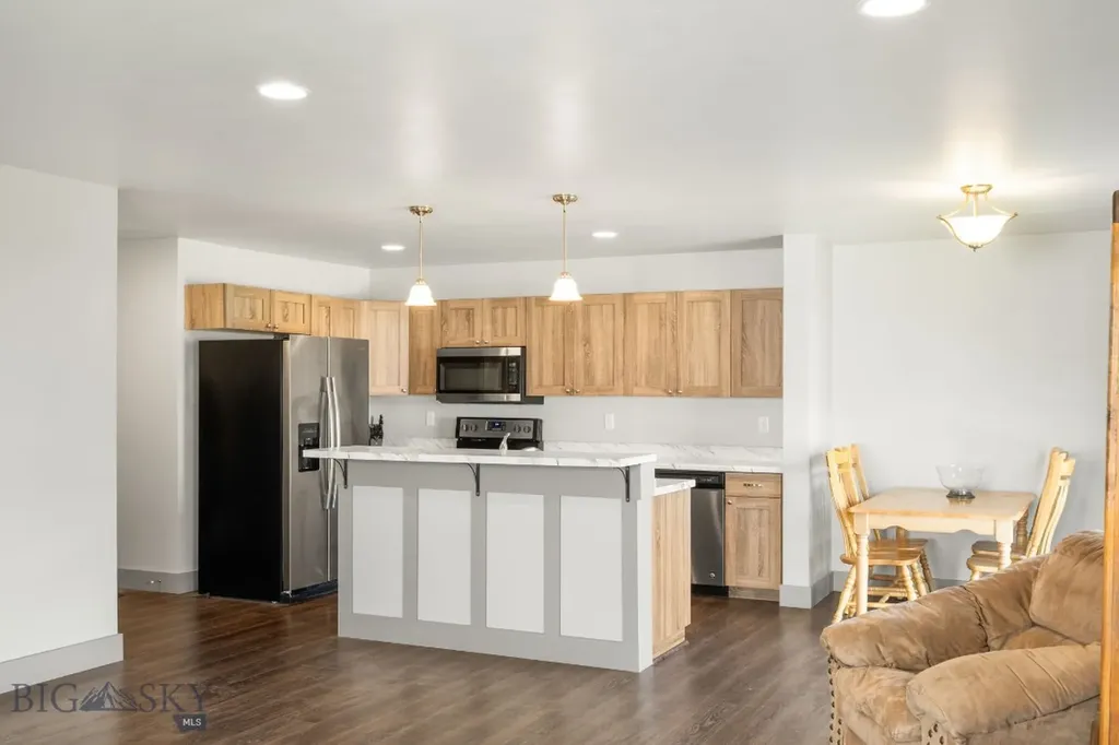 1523 Butler Creek Belgrade MT 59714