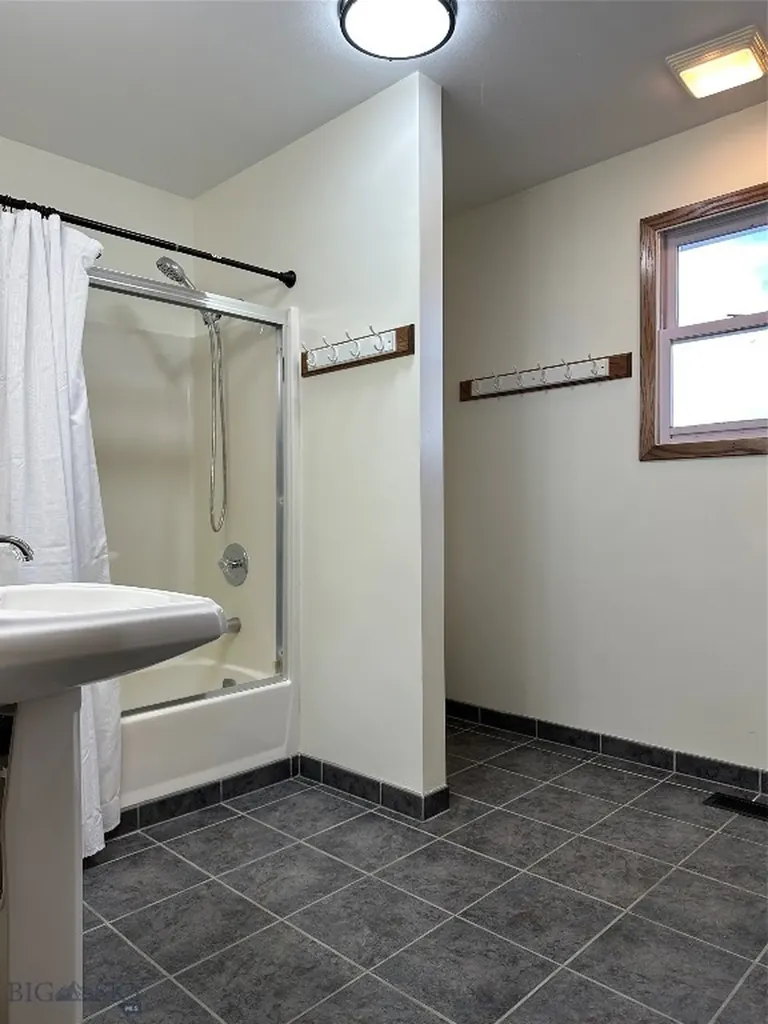200 Burt Lane Whitehall MT 59759